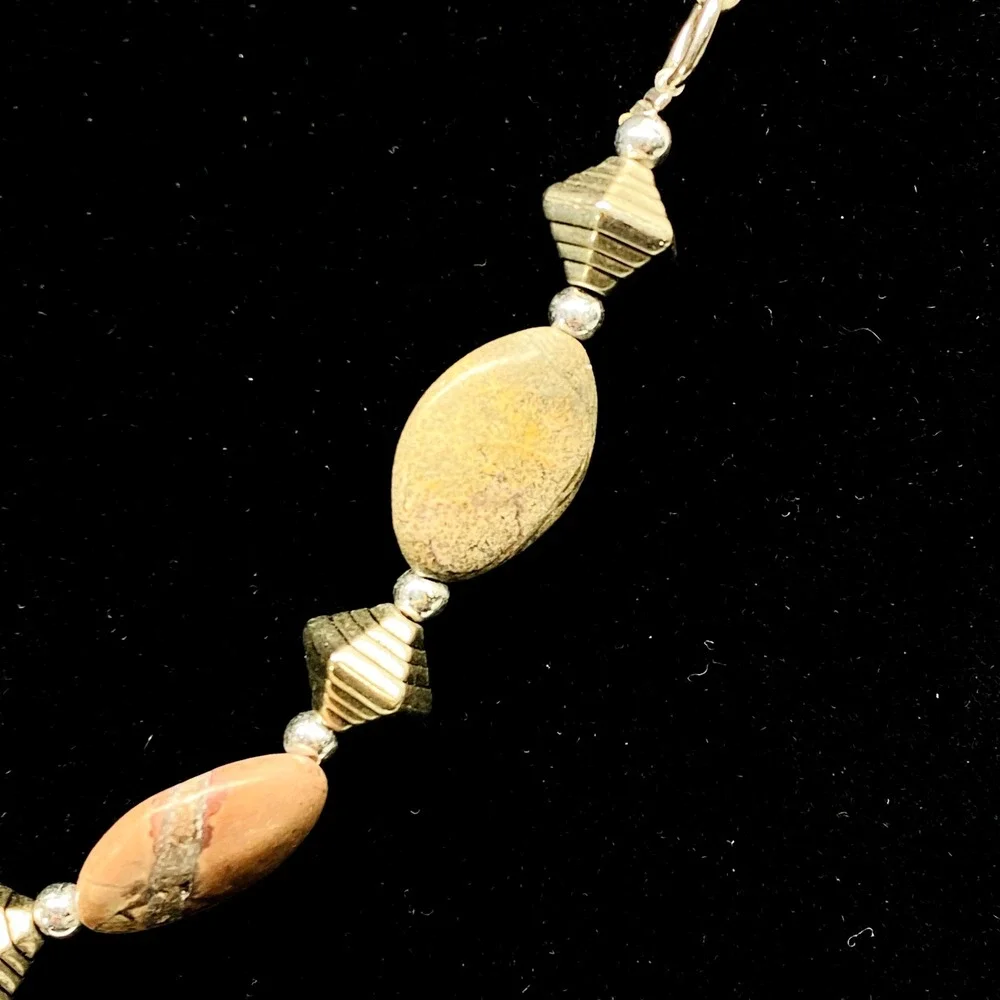Unique Beaded Gemstone‎ Necklace Silver Tone Chain Lobster Clasp Extender
